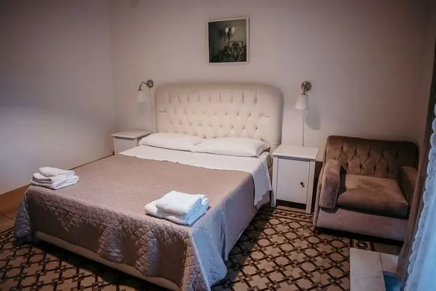 Üç Kişilik Oda, Balkon, Liman Manzaralı