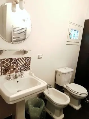 Üç Kişilik Oda, Balkon, Liman Manzaralı