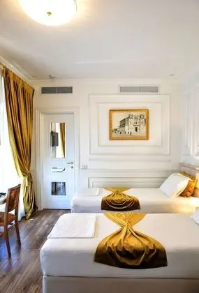 Luxury İki Ayrı Yataklı Oda