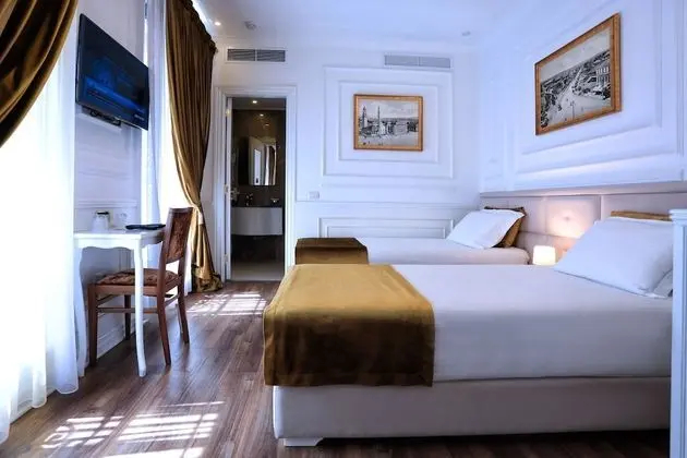 Luxury İki Ayrı Yataklı Oda