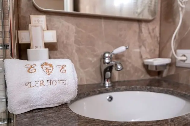 Luxury Tek Büyük Yataklı Oda