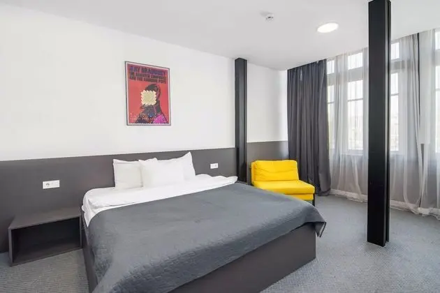 Deluxe Tek Büyük Yataklı Oda