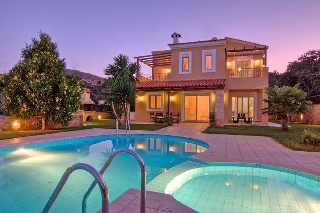 Villa, 3 Yatak Odası, Sigara İçilebilir, Şömine