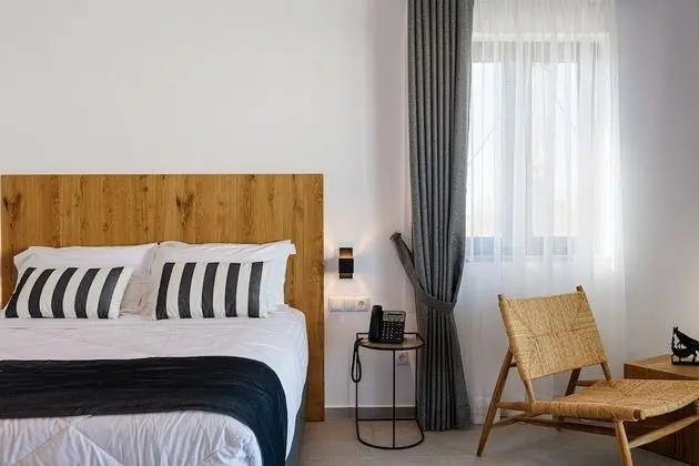 Suite, Sea View