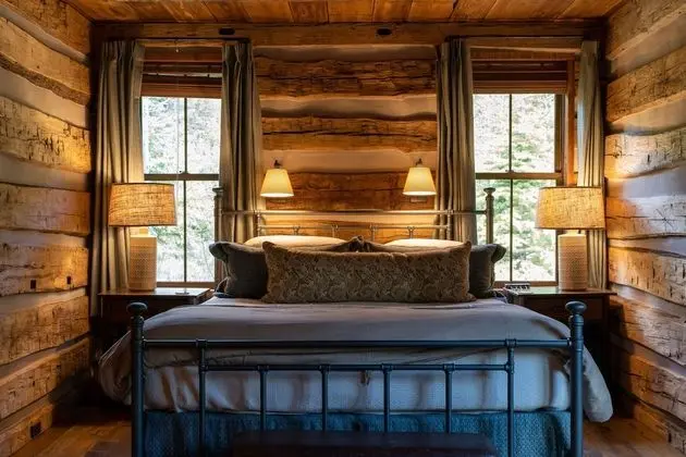 Kulübe (Green Drake Cabin)