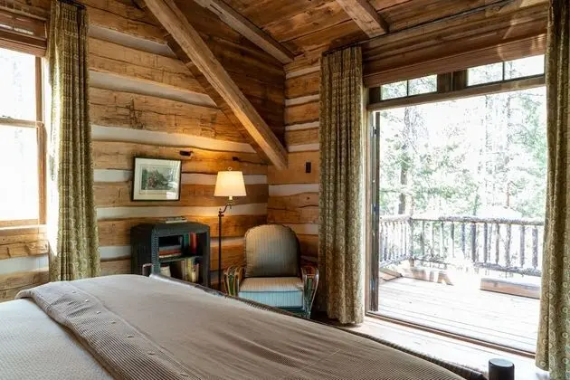 Kulübe (Green Drake Cabin)