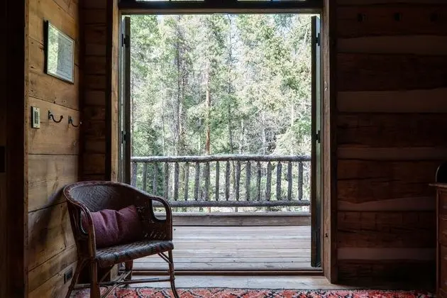 Kulübe (Green Drake Cabin)