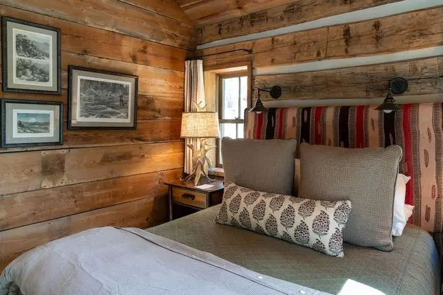 Kulübe (Green Drake Cabin)