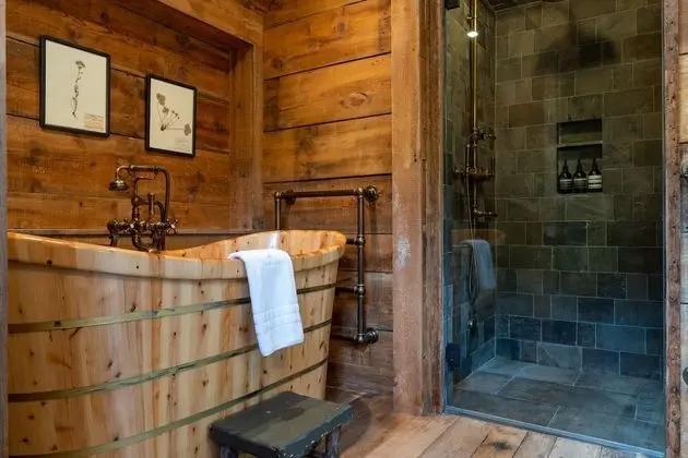 Kulübe (Green Drake Cabin)