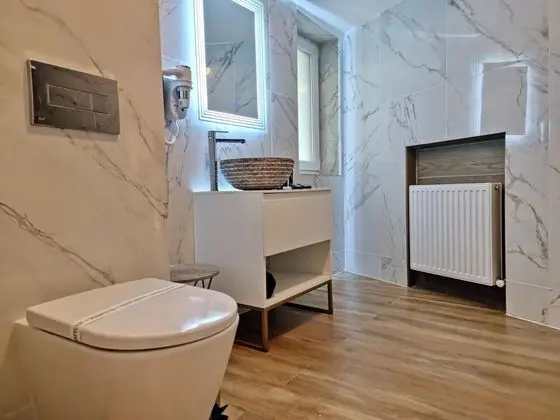 Tek Büyük Yataklı Oda, Bahçe Manzaralı