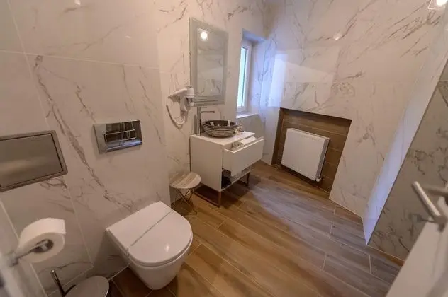 Tek Büyük Yataklı Oda, Bahçe Manzaralı
