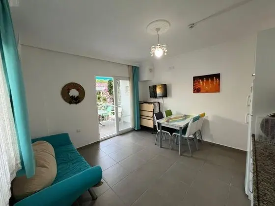 Aile Odası, Bahçe Manzaralı, Bahçe Katı
