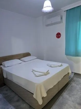 Aile Suiti, Deniz veya Bahçe Manzaralı, 2. Kat Balkonlu