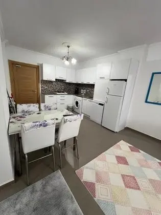 Aile Suiti, Deniz veya Bahçe Manzaralı, 2. Kat Balkonlu