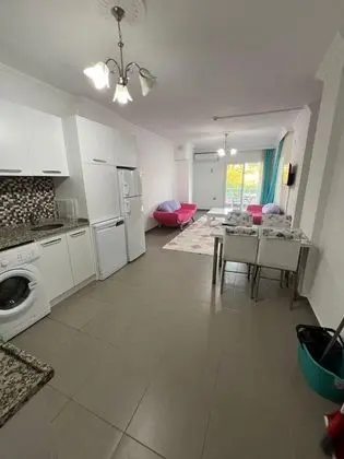 Aile Suiti,Deniz Veya Bahçe Manzaralı,2. Kat Balkonlu