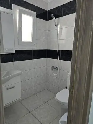 Aile Suiti,Deniz Veya Bahçe Manzaralı,2. Kat Balkonlu
