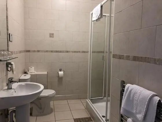 Premier Tek Büyük Yataklı Oda