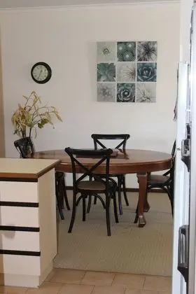 Apart Daire, 2 Yatak Odası, Sigara İçilmez