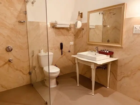 Standard Tek Büyük veya İki Ayrı Yataklı Oda