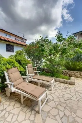 Apart Daire (Eli - 100 m from sea - A1(4))