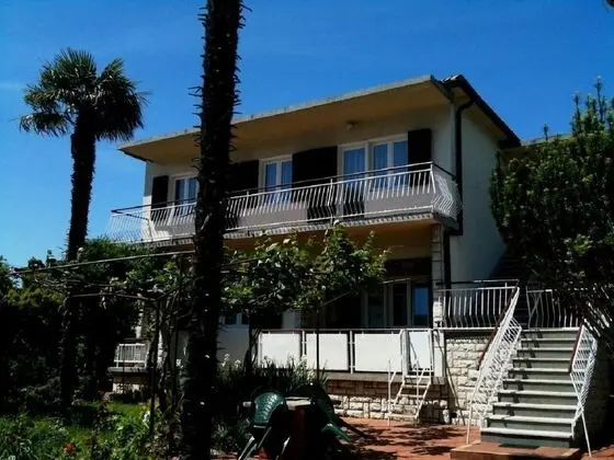 Apart Daire (Eli - 50m from the sea - A1(4))