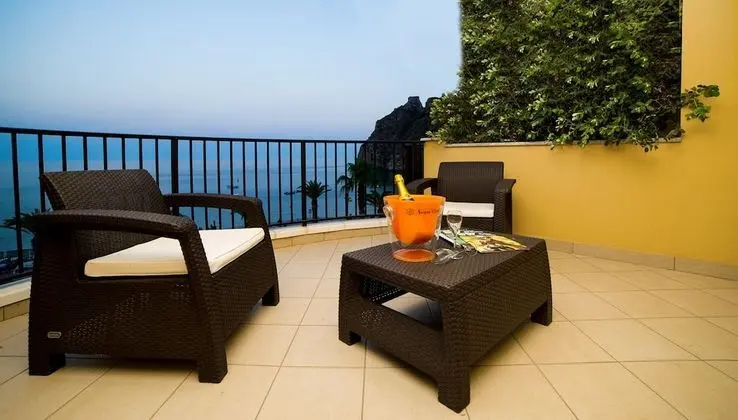 Superior Oda, 1 Çift Kişilik veya 2 Tek Kişilik Yatak