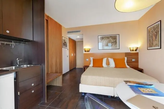Villa, Sigara İçilebilir