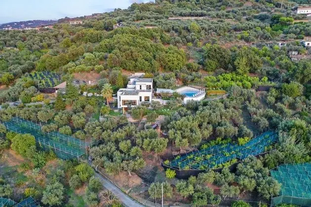 Villa, Sigara İçilebilir