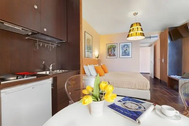 Villa, Sigara İçilebilir