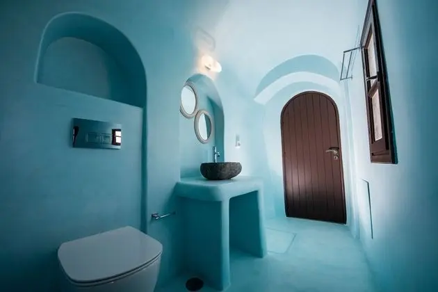 Cave House with Shared Outdoor Plunge Pool