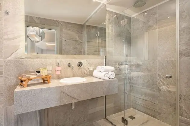 Superior Oda