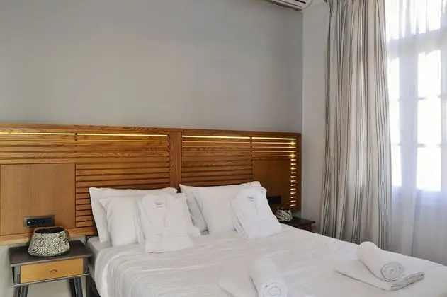 One Bedroom Suite with Sea view