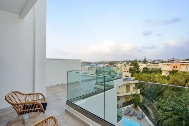 Deluxe room with Balcony
