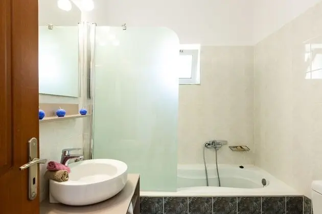 Elia Villa, 3 Bedrooms