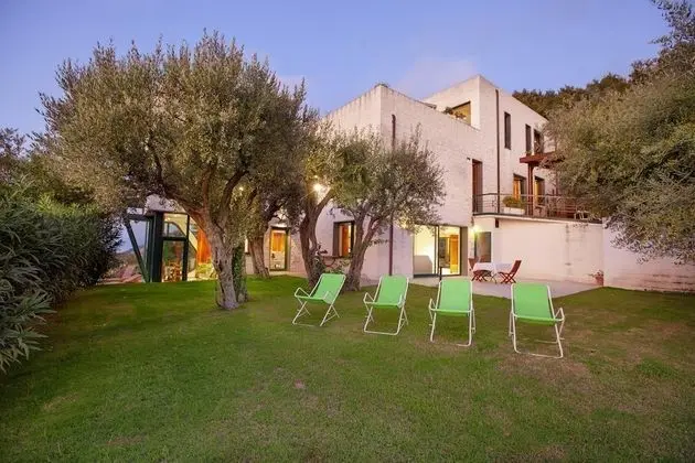 Villa, Sigara İçilebilir