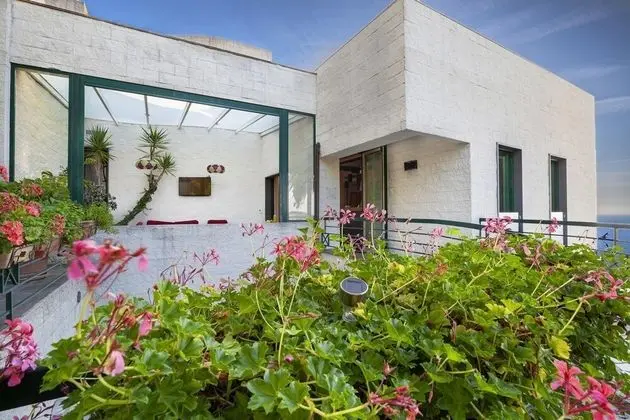 Villa, Sigara İçilebilir