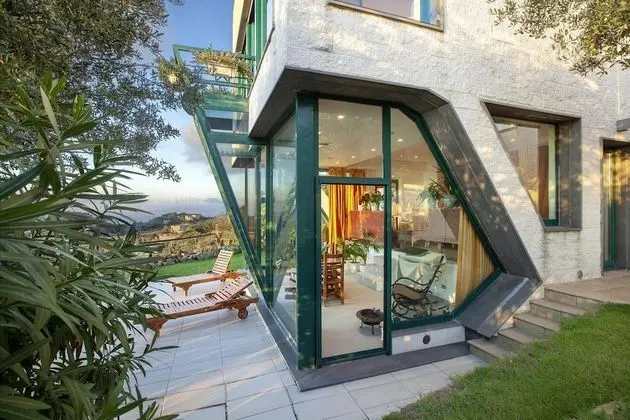 Villa, Sigara İçilebilir