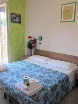 Tek Büyük Yataklı Oda, Balkon