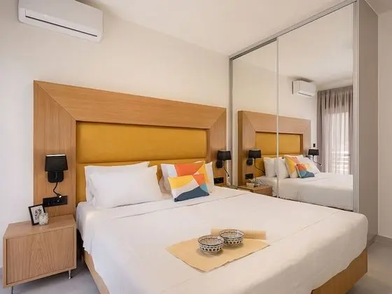 Apart Daire, Deniz Manzaralı, Denize Sıfır