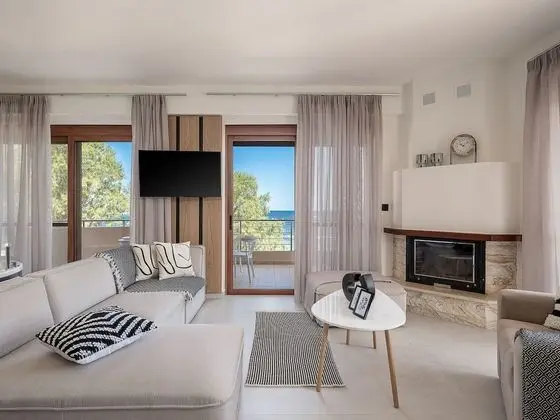 Apart Daire, Deniz Manzaralı, Denize Sıfır