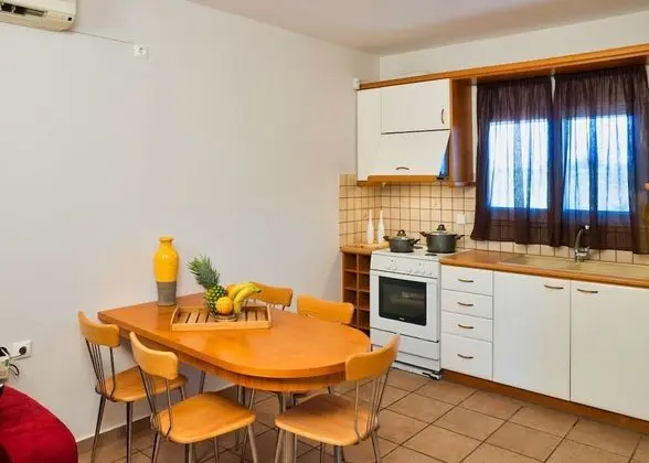 Standard Dağ Evi, 2 Yatak Odası, Havuz Kullanımı