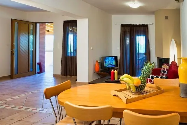 Standard Dağ Evi, 2 Yatak Odası, Havuz Kullanımı
