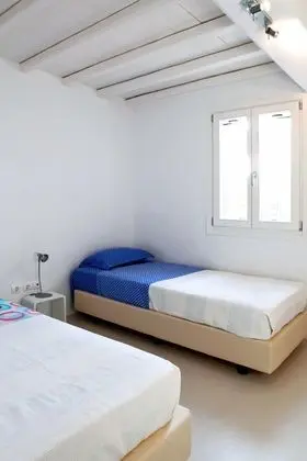 Villa, 5 Yatak Odası, Plaj Manzaralı, Denize Sıfır
