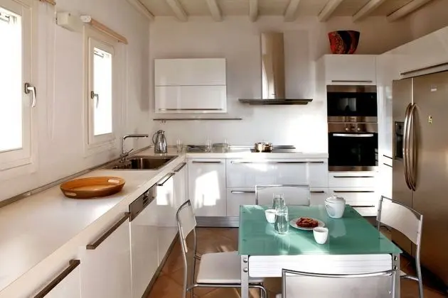 Villa, 5 Yatak Odası, Plaj Manzaralı, Denize Sıfır