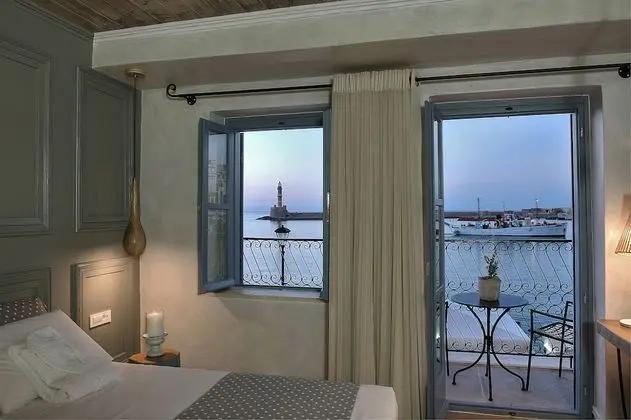 Deluxe room with Sea View and Balcony