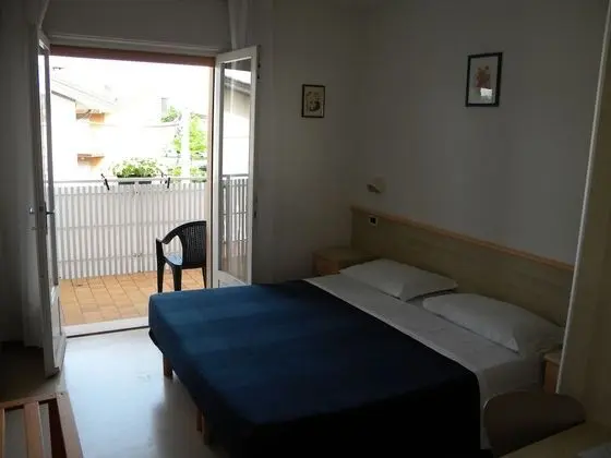 Tek Büyük veya İki Ayrı Yataklı Oda, Balkon