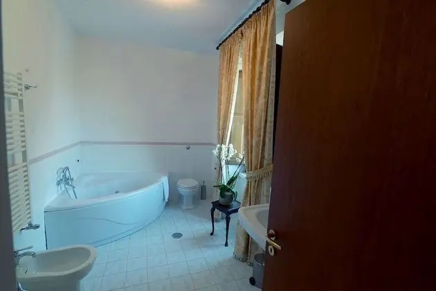 Deluxe Tek Büyük Yataklı Oda, Jakuzi
