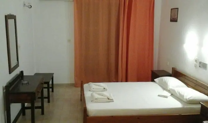 Standard Oda, 1 Çift Kişilik Yatak, Balkon, Havuz Manzaralı