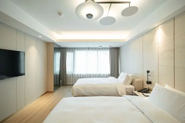 Deluxe Family Twin Room