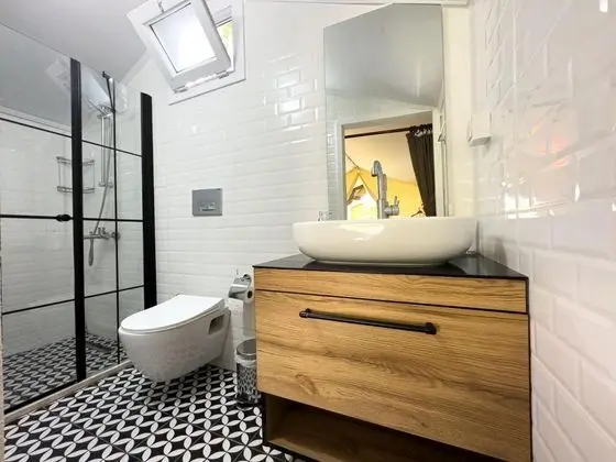 https://images.odamax.com/img/1024x768/odamax/image/upload/Elifbade_glamping_202603301546489_1000006634.jpeg